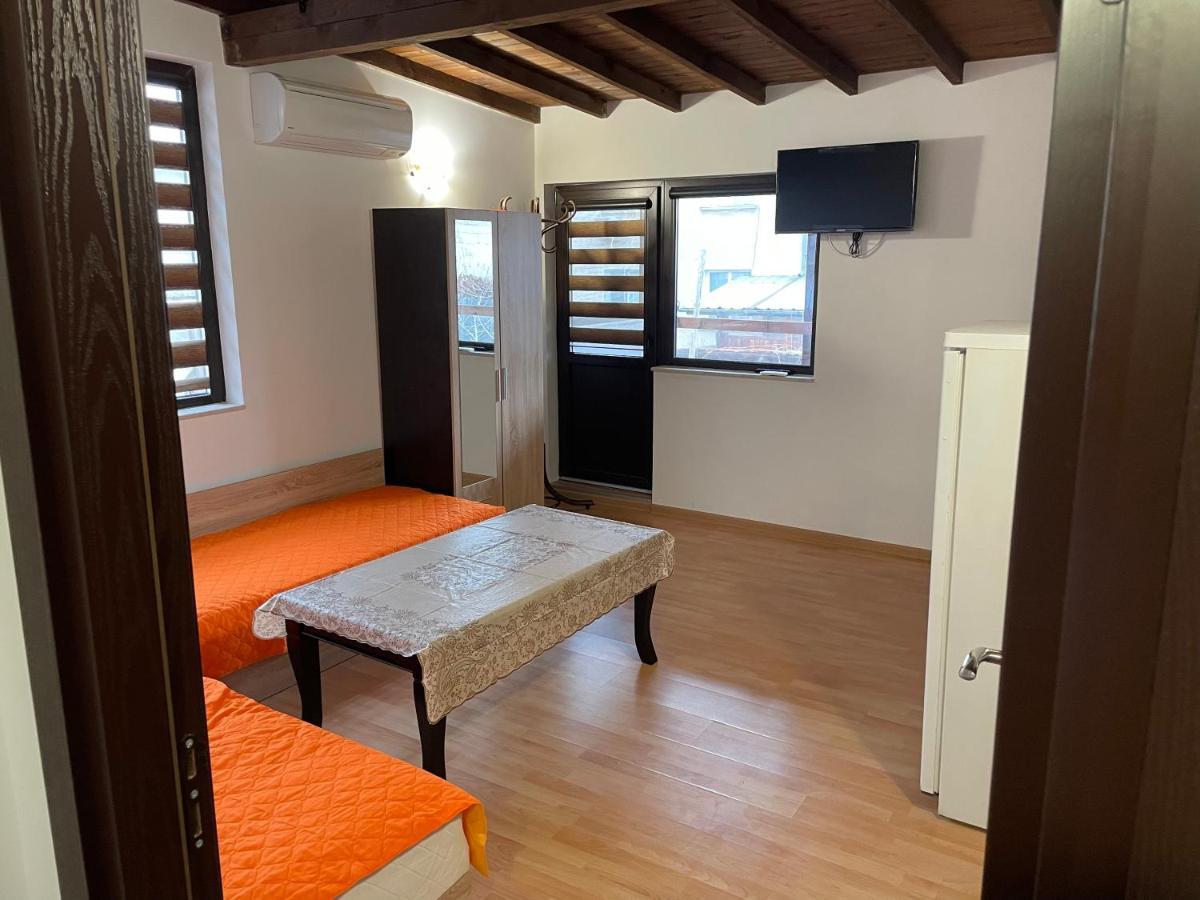 Lux Apart Uzunov-2 Hisarya Buitenkant foto