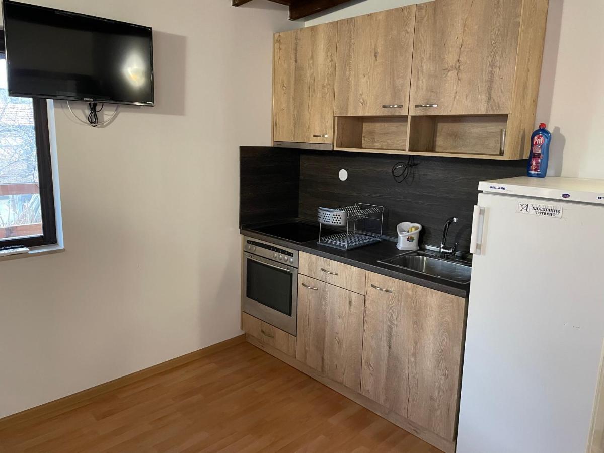 Lux Apart Uzunov-2 Hisarya Buitenkant foto
